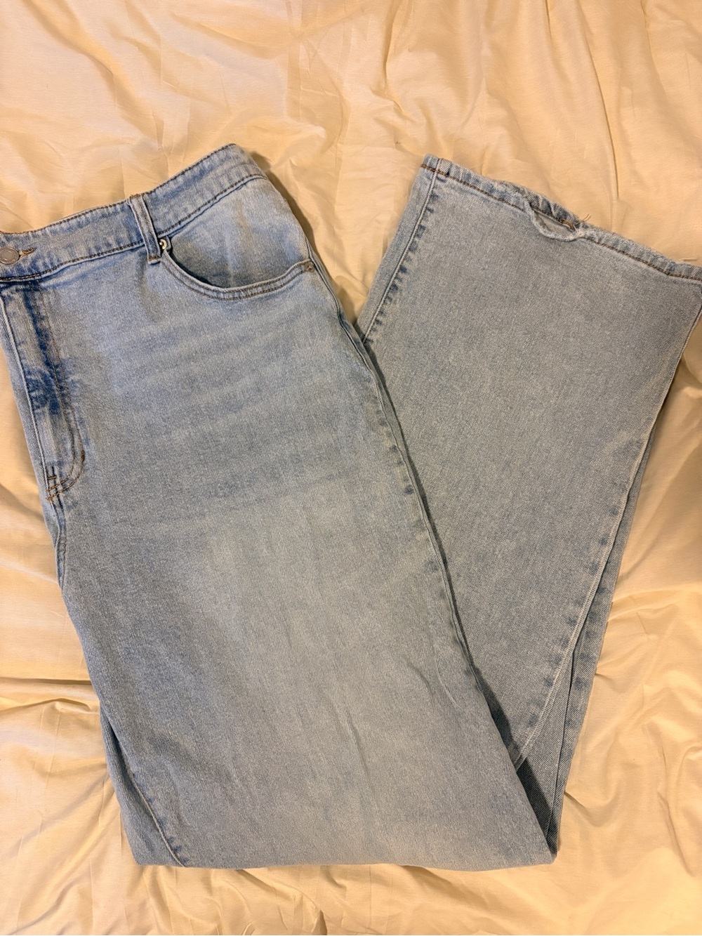 No Boundaries Light Blue Straight Leg Jeans